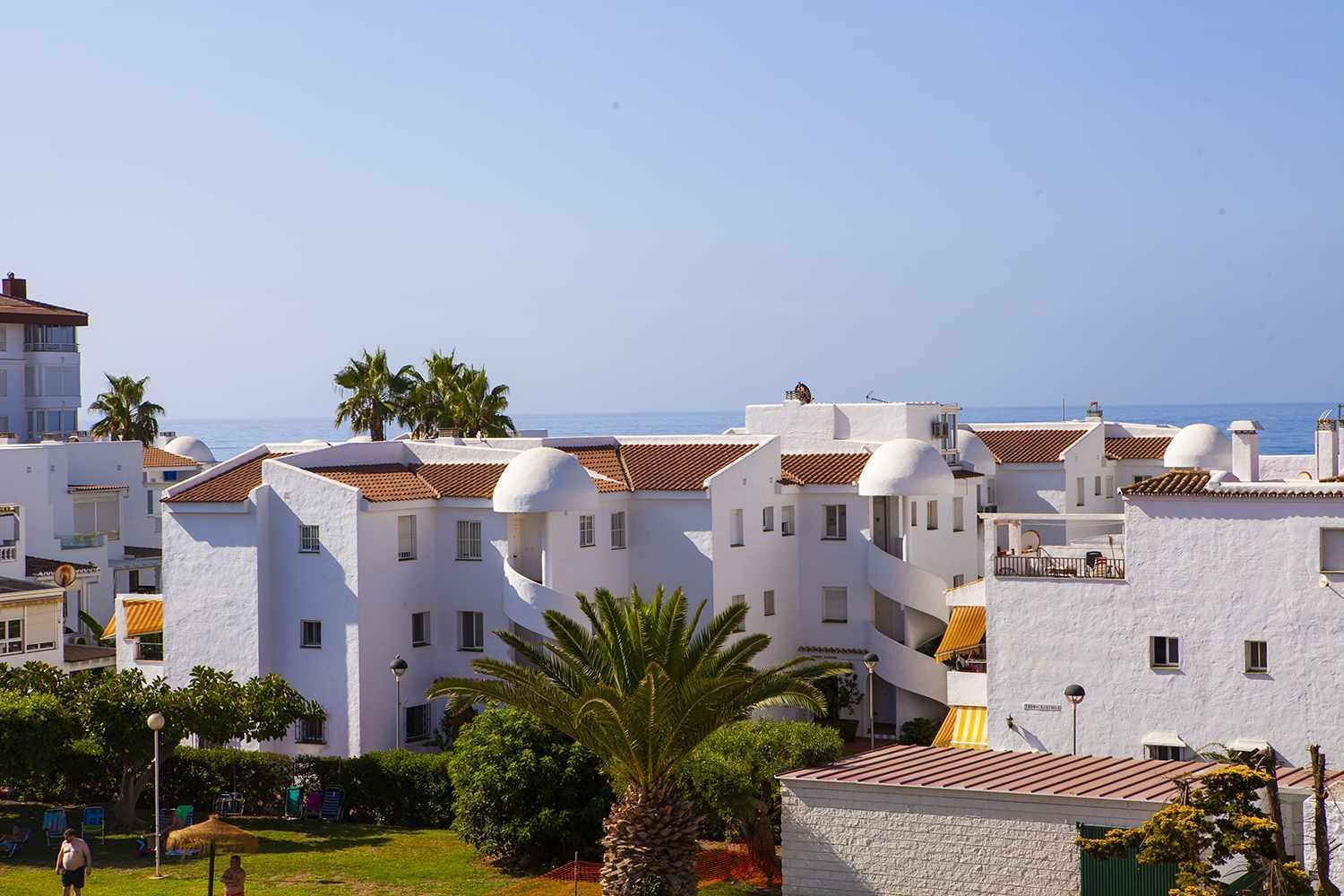 شقة A 100M De Playa Piscina Y Todos Los Servicios تورّوكس كوستا المظهر الخارجي الصورة