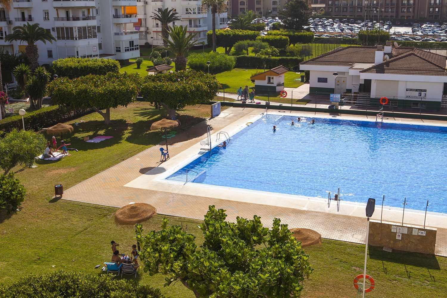 شقة A 100M De Playa Piscina Y Todos Los Servicios تورّوكس كوستا المظهر الخارجي الصورة